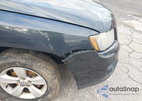 2014 Jeep Compass Latitude из США, поврежденный, VIN 1C4NJDEB6ED731150